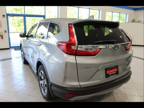 Used 2017 Honda CR-V EX image 7