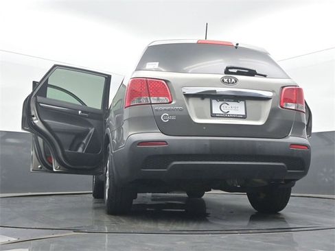 Used 2013 Kia Sorento LX w/ Convenience Pkg image 60