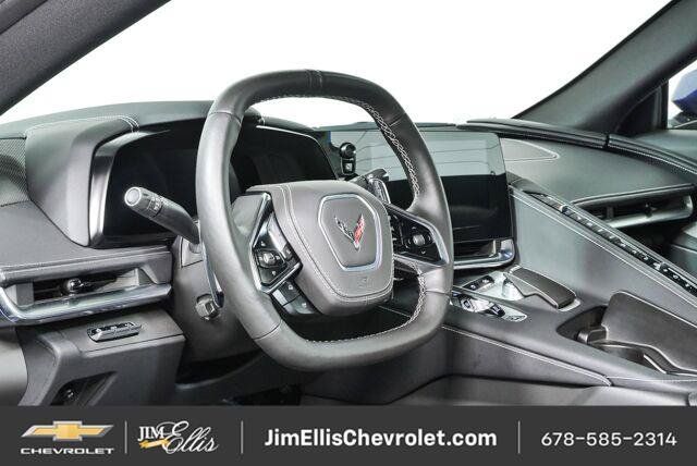 Certified 2025 Chevrolet Corvette Stingray Preferred Conv RWD image 4