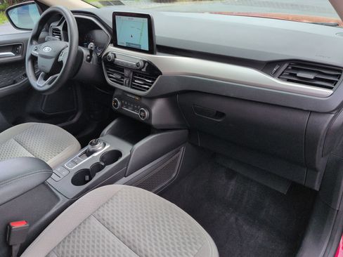 Used 2020 Ford Escape SE AWD/4WD image 29