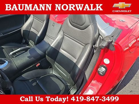 Used 2007 Pontiac Solstice Convertible w/ Premium Package RWD image 28