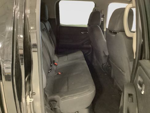 Used 2022 Nissan Frontier SV RWD image 13