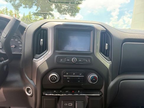 Used 2023 Chevrolet Silverado 1500 W/T w/ WT Fleet Convenience Package AWD/4WD image 9