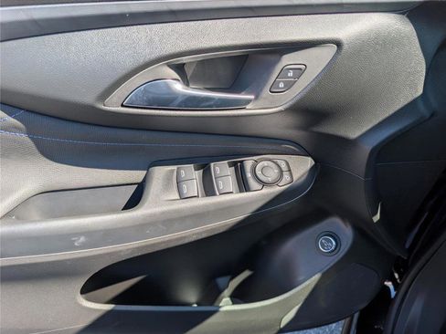 New 2026 Buick Envista Sport Touring w/ Convenience I Package FWD image 16