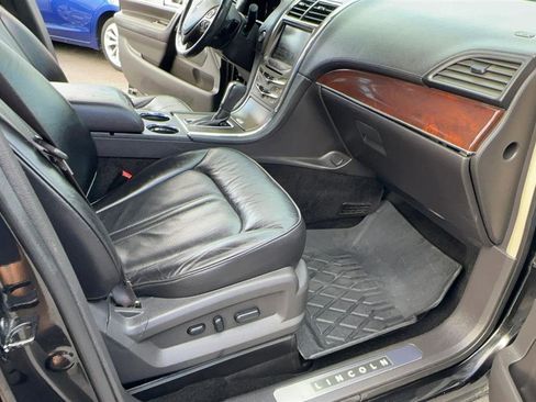 Used 2014 Lincoln MKX AWD w/ Equipment Group 101A image 28