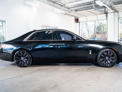 Used 2021 Rolls-Royce Ghost Base image 5