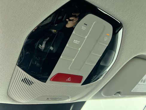 New 2025 Kia K4 LXS image 19
