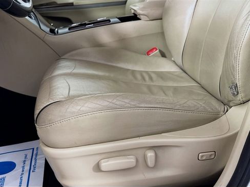 Used 2009 Toyota Venza image 23