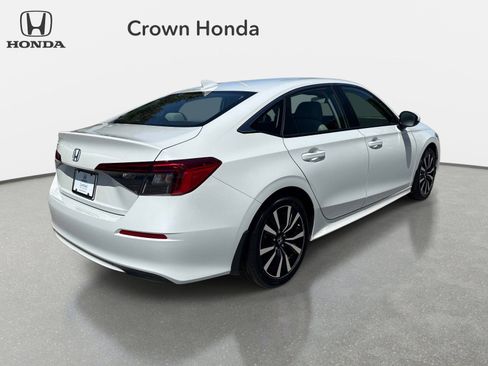 Certified 2024 Honda Civic EX image 4