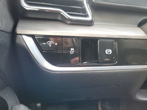 Certified 2024 Kia Sportage X-Line AWD/4WD image 35