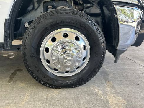 Used 2025 RAM 3500 Tradesman AWD/4WD image 23