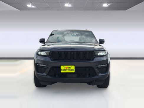 Used 2024 Jeep Grand Cherokee Limited w/ Luxury Tech Group II AWD/4WD image 6