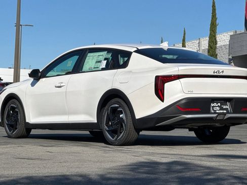 New 2026 Kia K4 EX image 6