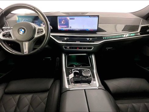 Used 2025 BMW X6 xDrive40i w/ Climate Comfort Package AWD/4WD image 18