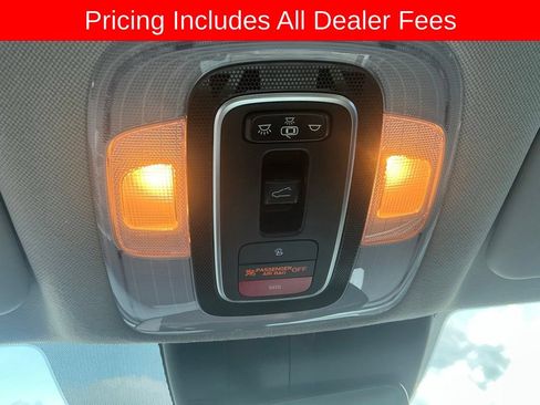 Used 2023 Hyundai Elantra Limited FWD image 18