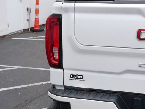Used 2021 GMC Sierra 1500 Denali w/ Denali Ultimate Package AWD/4WD image 5