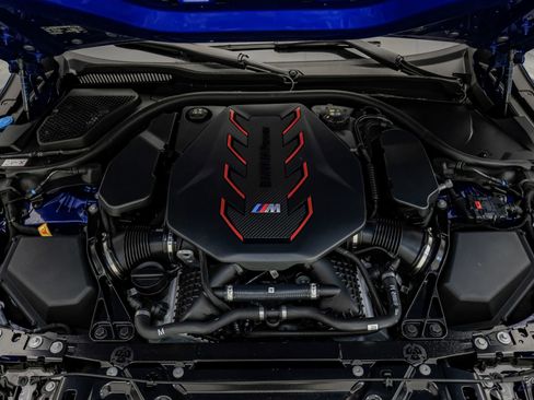 Used 2025 BMW M5 w/ Carbon Package AWD/4WD image 3