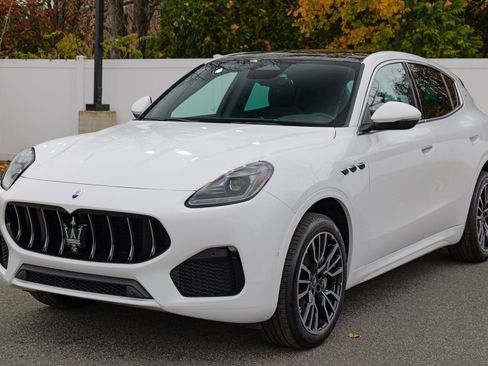 New 2025 Maserati Grecale GT AWD/4WD image 3