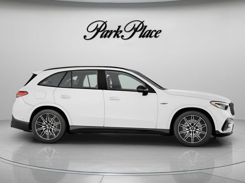 Used 2026 Mercedes-Benz GLC 43 AMG 4MATIC image 28