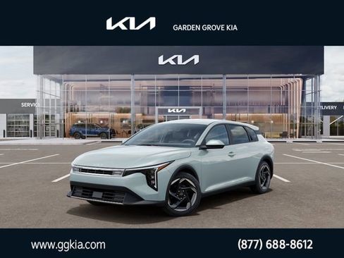 New 2026 Kia K4 EX image 1