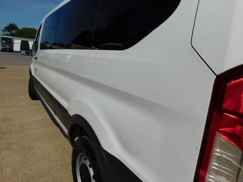 Used 2018 Ford Transit 350 XL RWD image 9