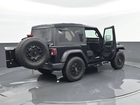 Used 2021 Jeep Wrangler Sport AWD/4WD image 26