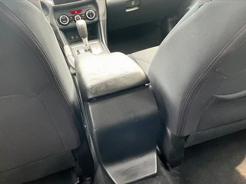 Used 2022 Subaru Crosstrek 2.0i image 31