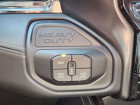 Used 2025 RAM 2500 Limited image 31