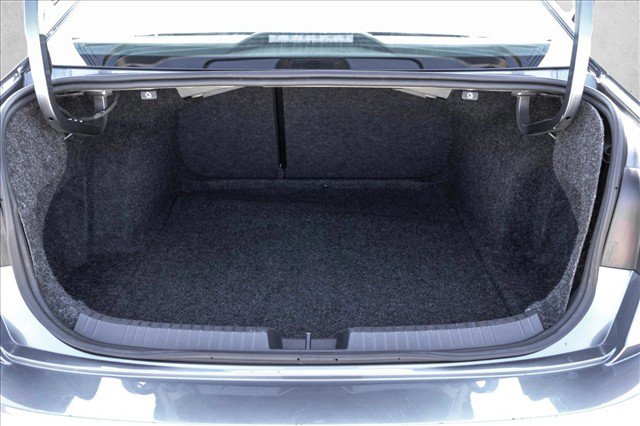 Used 2024 Volkswagen Jetta SE FWD image 21