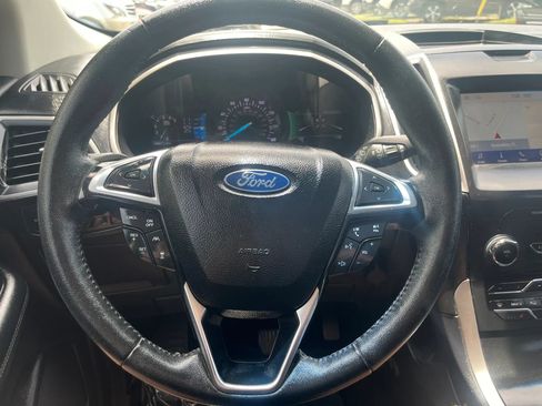 Used 2020 Ford Edge SEL w/ Convenience Package FWD image 15