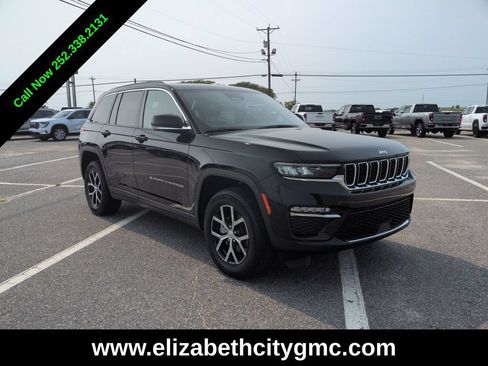 Used 2024 Jeep Grand Cherokee Limited w/ Trailer Tow Package AWD/4WD image 3