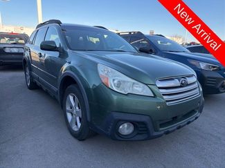 Used 2014 Subaru Outback 2.5i Premium video 1