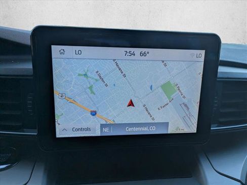 Used 2022 Ford Explorer XLT w/ Equipment Group 202A image 12