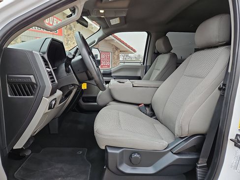 Used 2020 Ford F350 XLT image 10