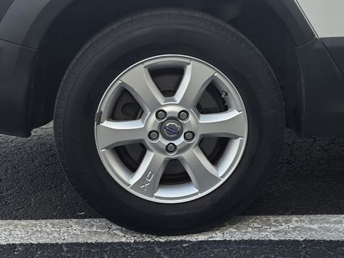 Used 2012 Volvo XC70 3.2 FWD image 38