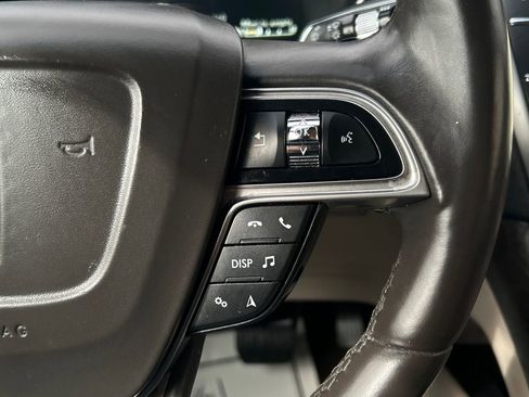 Used 2019 Lincoln Nautilus Reserve image 35