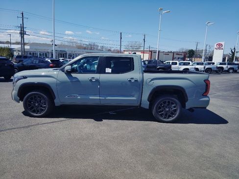 New 2026 Toyota Tundra Platinum AWD/4WD image 4