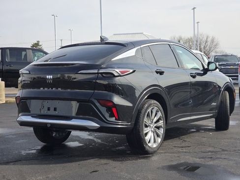New 2026 Buick Envista Avenir FWD image 23
