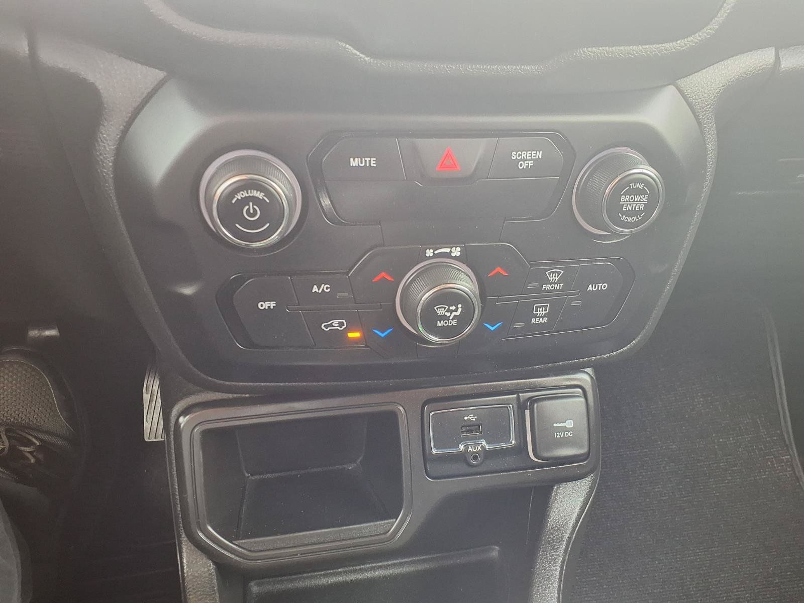 Used 2020 Jeep Renegade Sport FWD image 24