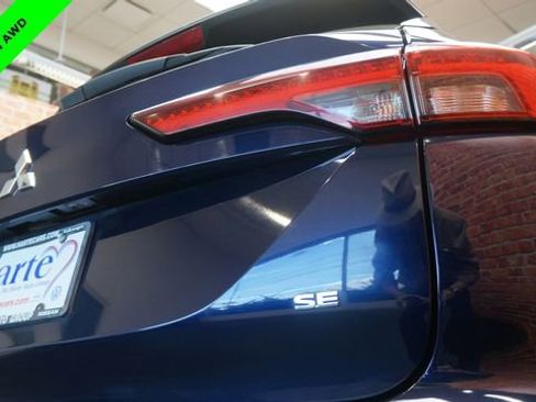 Used 2024 Mitsubishi Outlander SE Black Edition AWD/4WD image 46