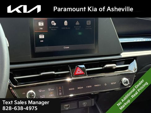 New 2026 Kia Niro LX FWD image 11