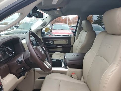 Used 2016 RAM 1500 Laramie w/ Convenience Group image 18