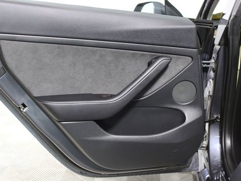 Used 2023 Tesla Model 3 Performance image 20