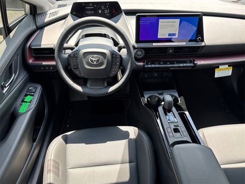 New 2025 Toyota Prius XSE image 22