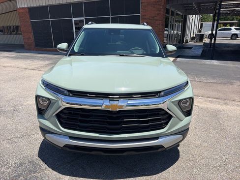 New 2026 Chevrolet TrailBlazer LT w/ Driver Confidence Package FWD image 3