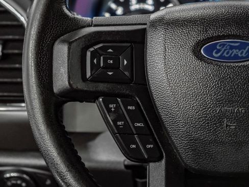 Used 2016 Ford F150 XLT w/ Equipment Group 302A Luxury image 15