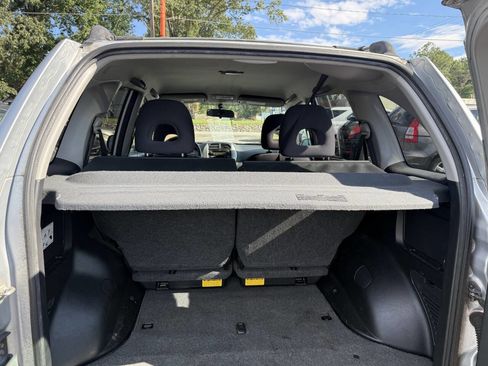 Used 2005 Toyota RAV4 2WD image 11