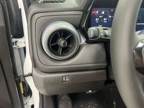 New 2026 Chevrolet Colorado LT AWD/4WD image 12