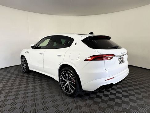 Used 2023 Maserati Grecale Modena AWD/4WD image 20