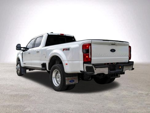 Used 2025 Ford F450 Lariat w/ Lariat Ultimate Package AWD/4WD image 7
